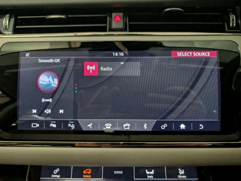 2020 Land Rover Range Rover Evoque 2.0 D180 MHEV R-Dynamic SE Auto 4WD Euro 6 (s/s) 5dr ESTATE Di...