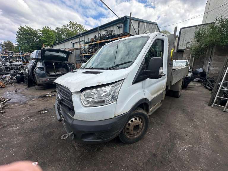 2015 FORD TRANSIT 350 C/C DRW MWB 2.2 DIESEL RWD CHASSIS CAB BREAKING FOR PARTS