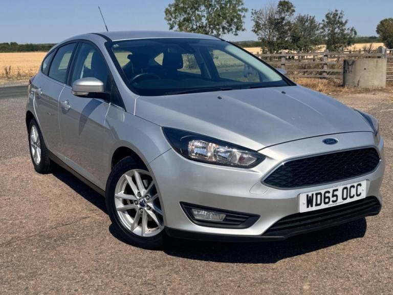 2015 Ford Focus 1.0T EcoBoost Zetec Euro 6 (s/s) 5dr Hatchback Petrol Manual