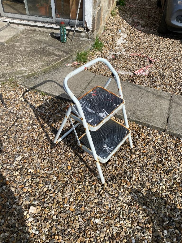 Ladders 2 tread hop up 