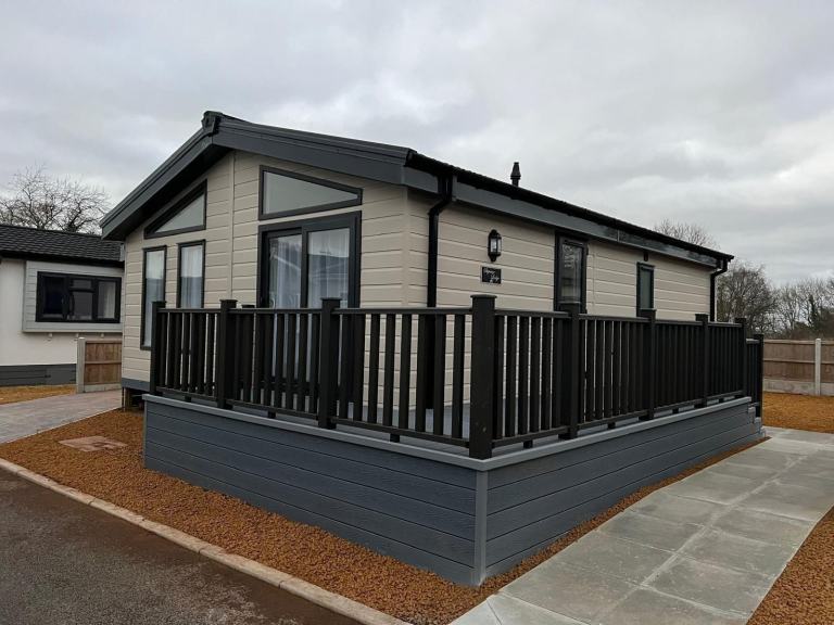 We may have a selection of park homes to choose from  in Cirencester  - Lodge 