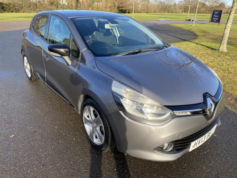 RENAULT CLIO 1.2 16V Dynamique MediaNav 2013