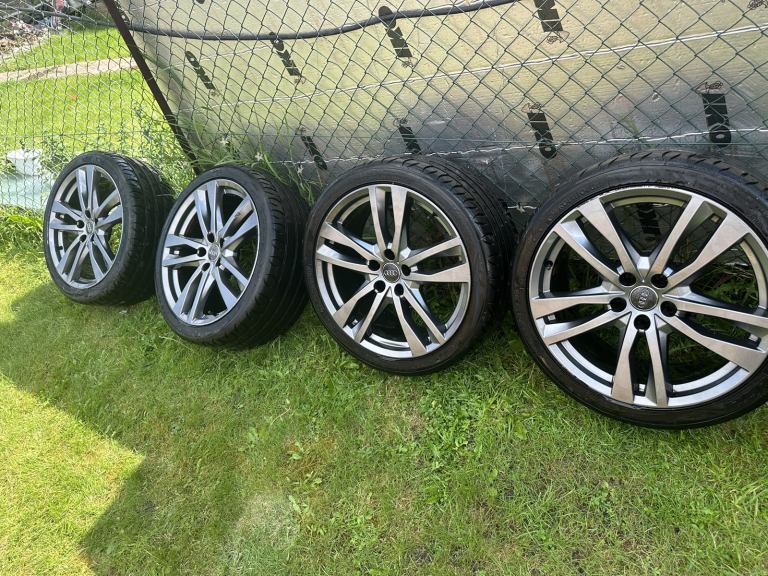 Set of WHEELS AUDI 19’’ A4 b9
