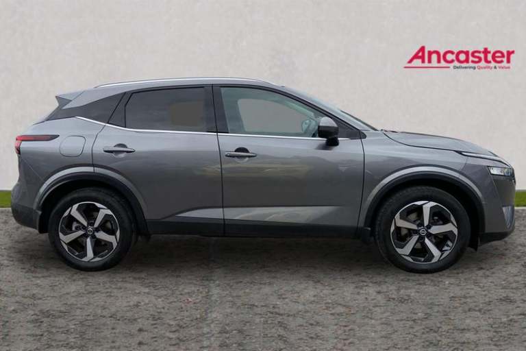 2021 Nissan Qashqai 1.3 DiG-T MH N-Connecta [Glass Roof] 5dr Manual Hatchback Petrol Manual