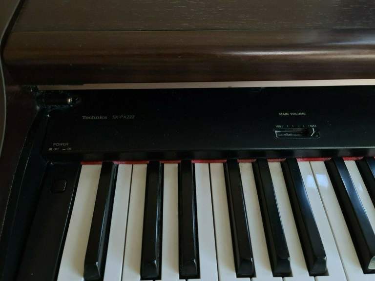 Technics SX PX 222 with 88 keys wonderful sounds