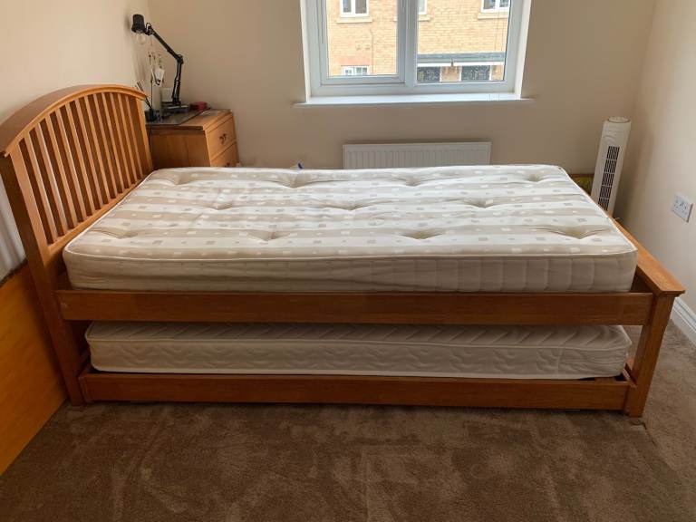 Twin Beds - Pine - as new