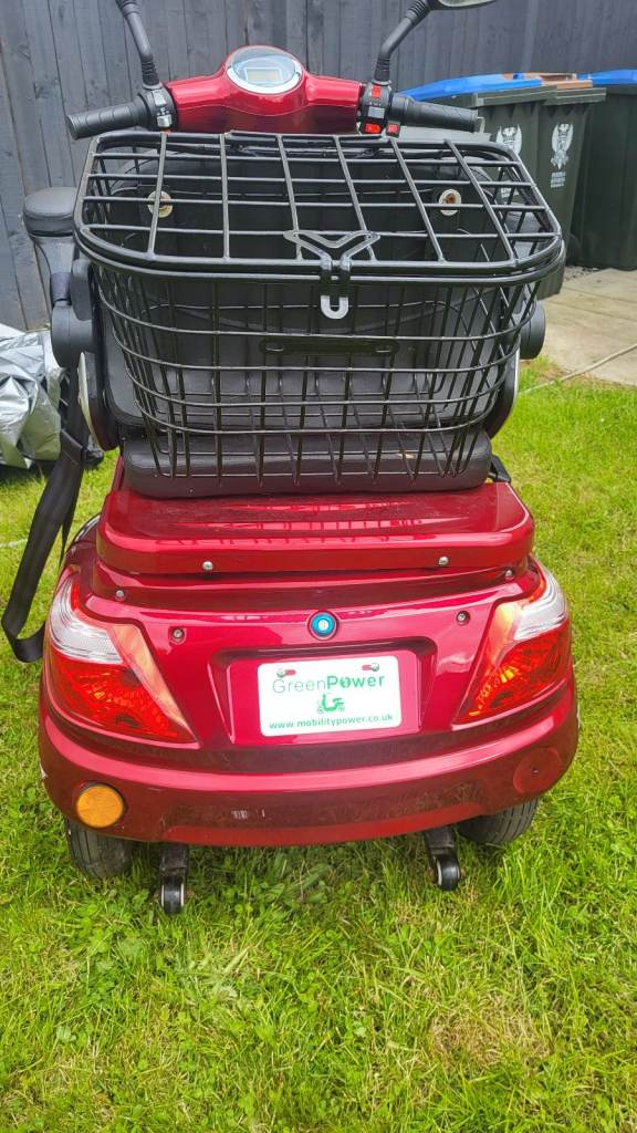 Large mobility scooter ZT500 by greenpower