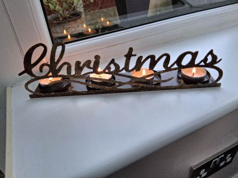 Christmas tea light holder