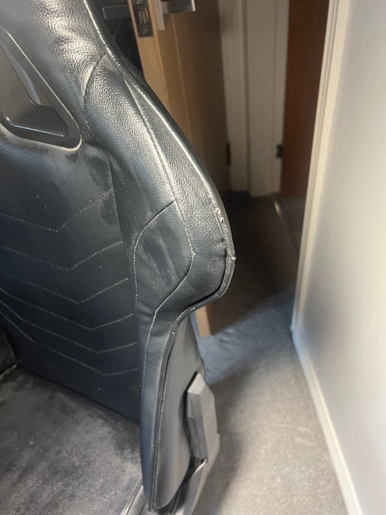 Atom gt gaming chair