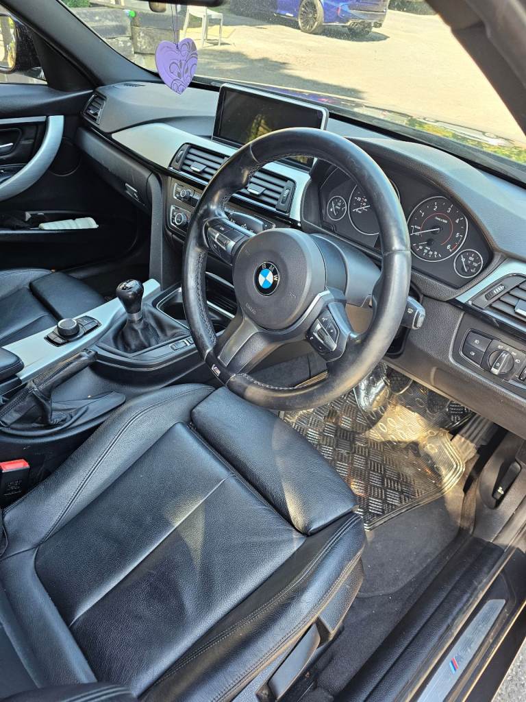 BMW, 3 SERIES, Saloon, 2015, Manual, 1995 (cc), 4 doors