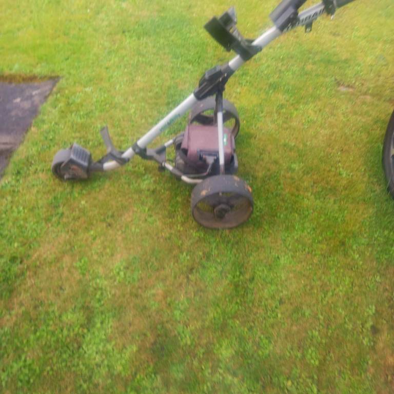 Hillbilly terrain electric golf trolley