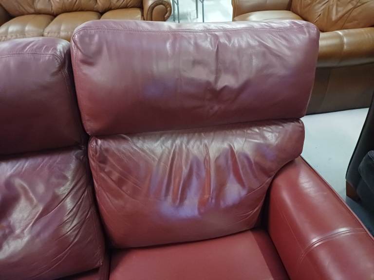 Red leather two-piece suite 