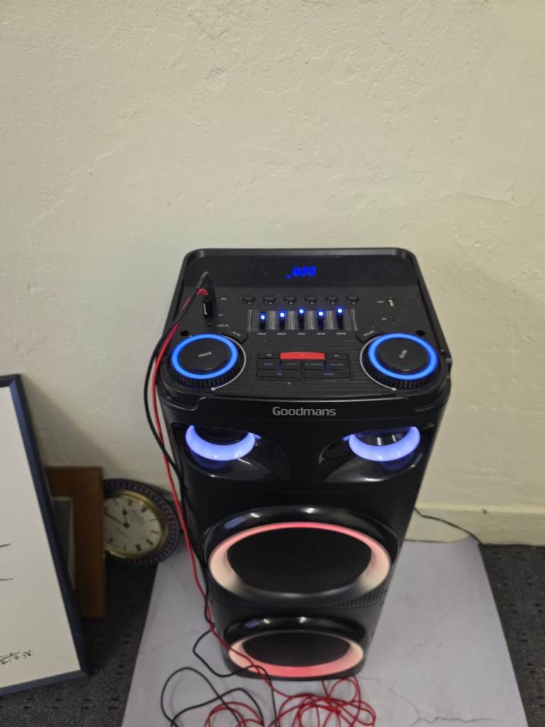 GOODMANS Party Speaker for hire - £25 for 24 hours. (I deliver and collect)