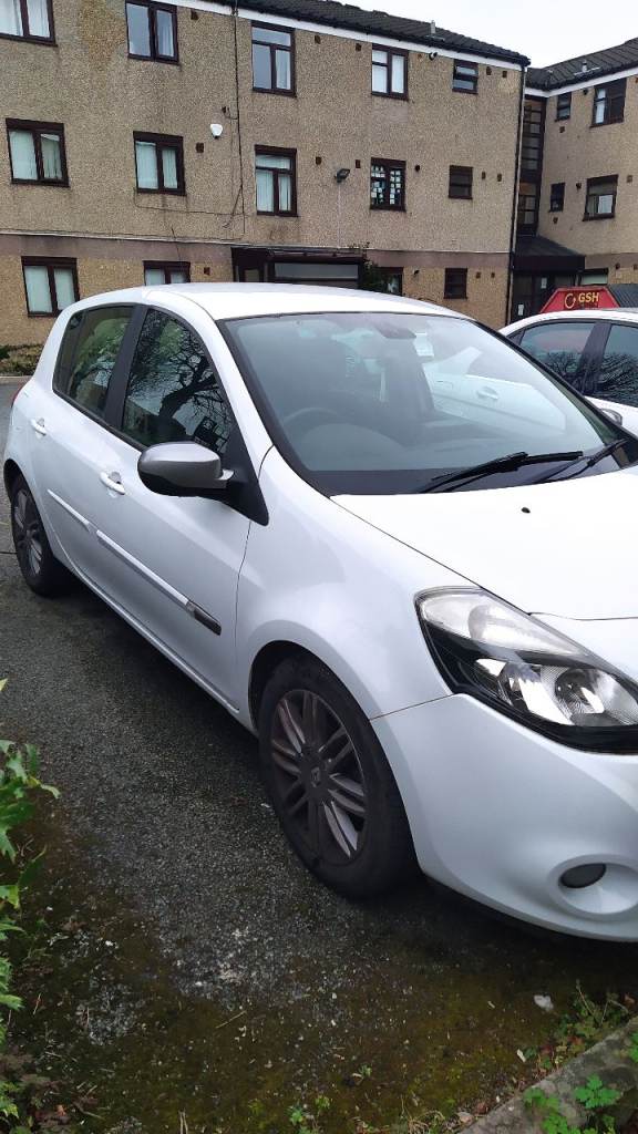 2012 Renault Clio 1.2 16V Dynamique Tom Tom 