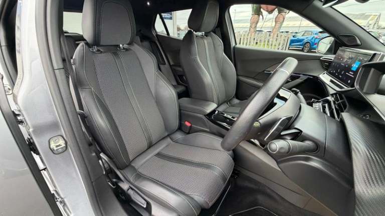 2024 Peugeot 2008 GT 5dr 1.2 PureTech 130PS Auto Automatic SUV Petrol Automatic