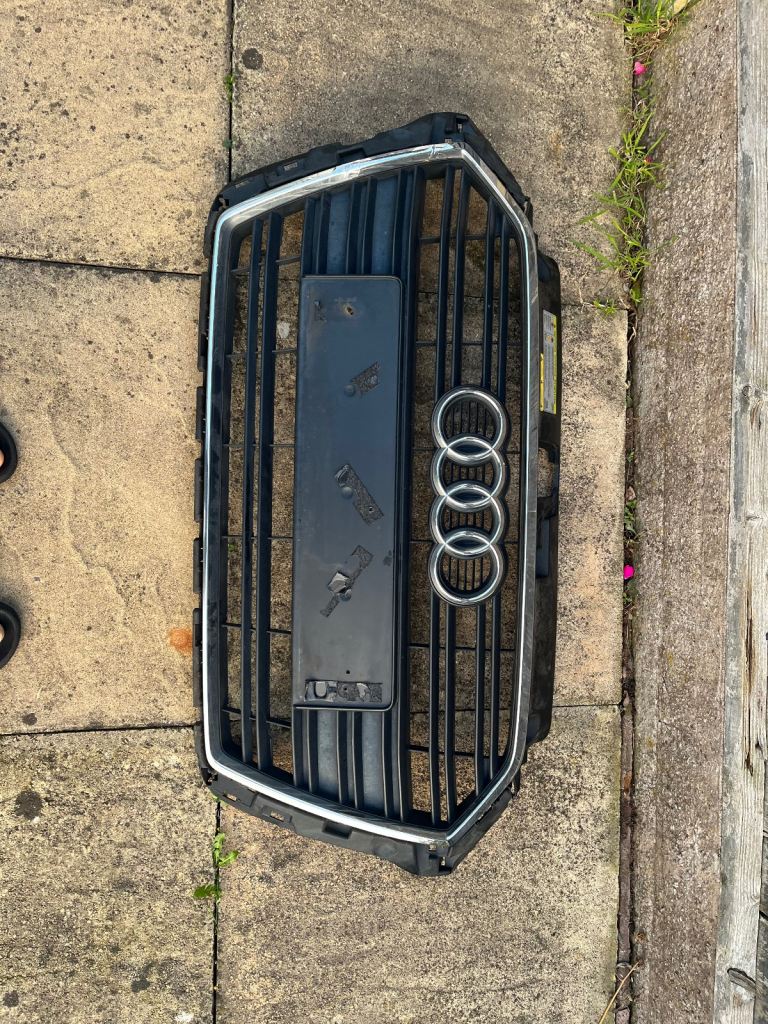Audi A3 front grill with chrome trim