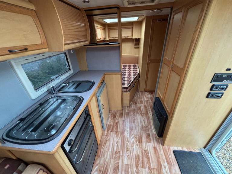 ELDDIS SUPREME ODYSSEY 484 FIXED BED MOTORMOVER 2006