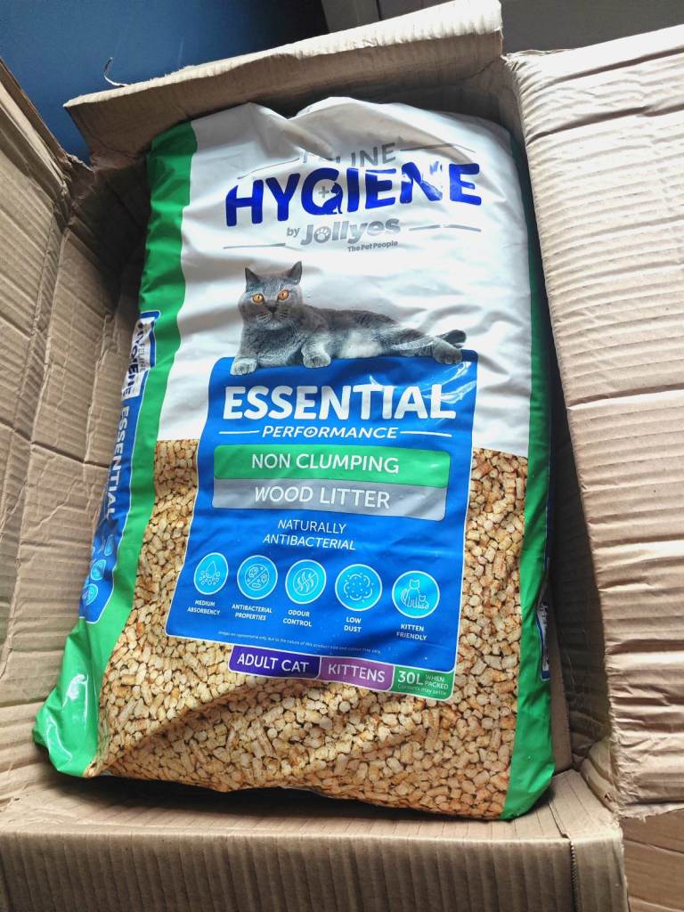 8x 30L Bags of Jollyes Hygiene Wood Litter