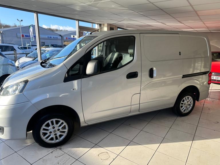 image for 2018 Nissan NV200 1.5 dCi Tekna Van - NO VAT  CAR DERIVED VAN Diesel Manual