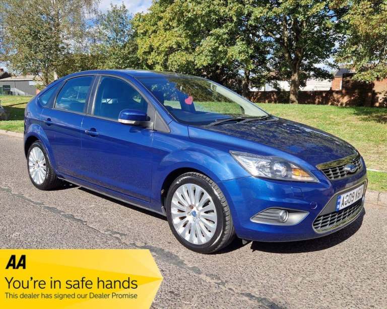 2009 Ford Focus 2.0 Titanium 5dr Auto HATCHBACK PETROL Automatic