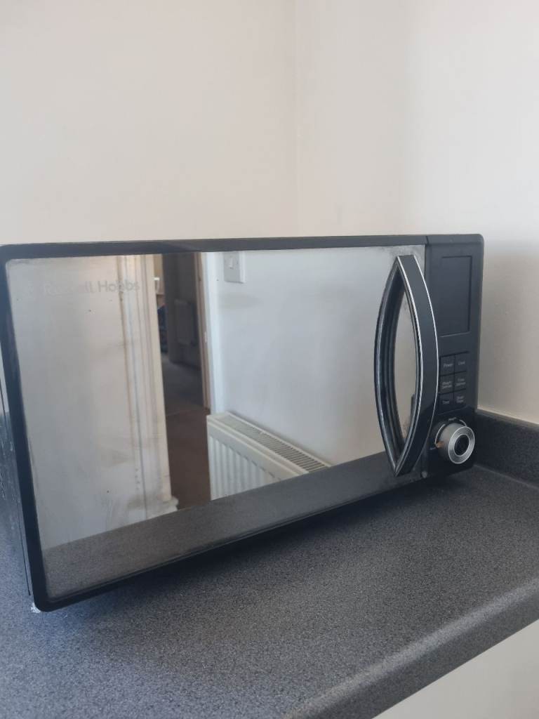 Russell Hobbs Black Microwave Oven collect Dover – Good Condition