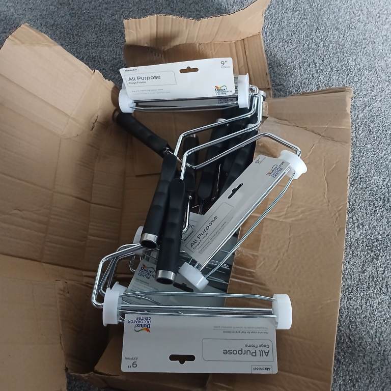 Box of 10 roller frames 9 inch rollers required 