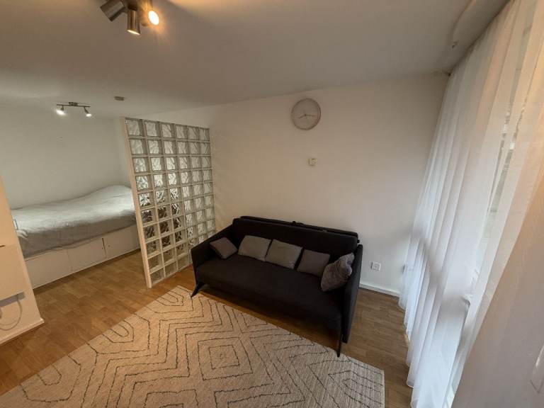Furnished Studio with Balcony – Prime Central London (W1W) – Available from 1 March