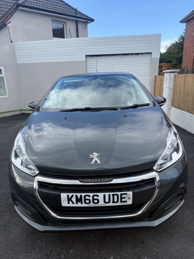 Peugeot, 208, Hatchback, 2016, Manual, 1199 (cc), 5 doors