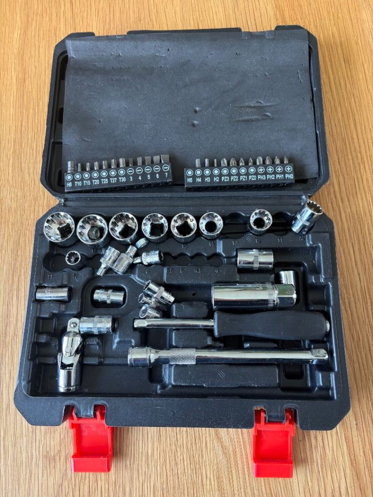 Socket set