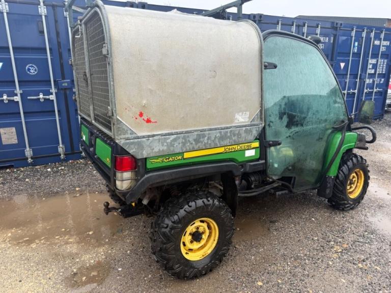  John Deere  Gator XUV 4X4 C Diesel
