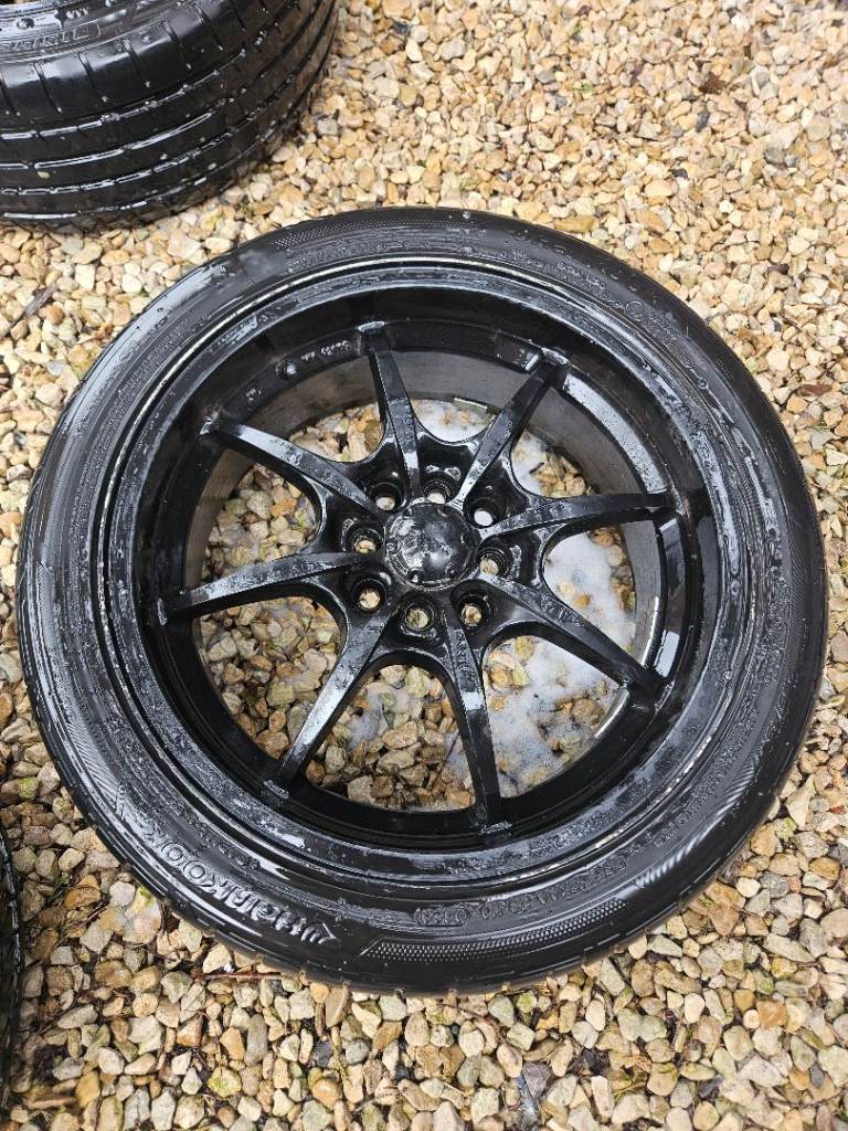 Black alloys 4 stud 