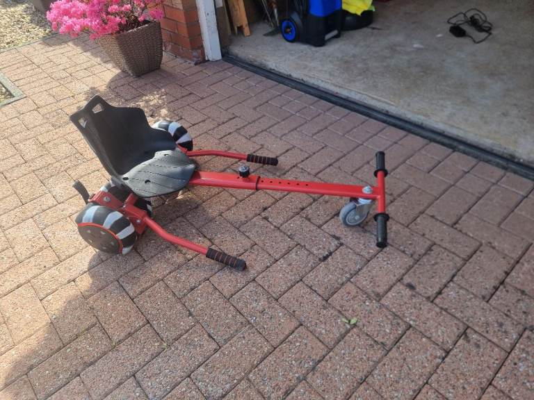 Hovercraft (with cover) and Go Kart attachment o Cart attachment