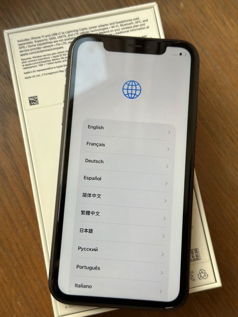 iPhone 11 unlocked 256GB Excellent condition 