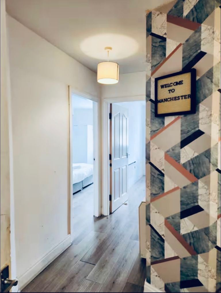 2 bed flat + carpark