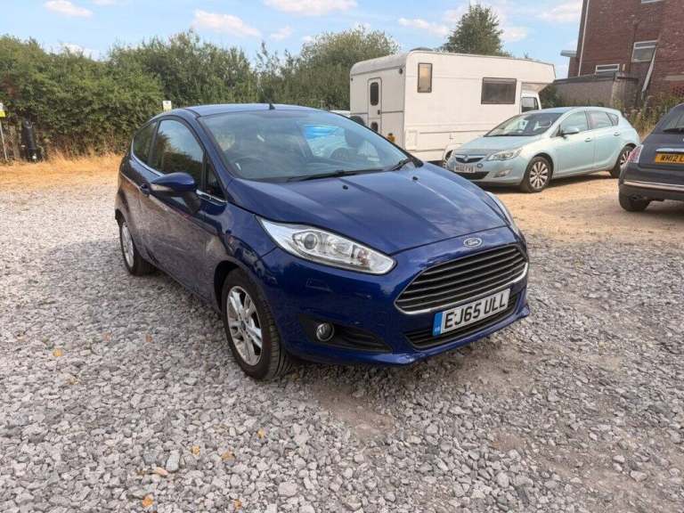 2015 Ford Fiesta 1.25 Zetec Hatchback 3dr Petrol Manual Euro 6 (82 ps) Hatchback Petrol Manual