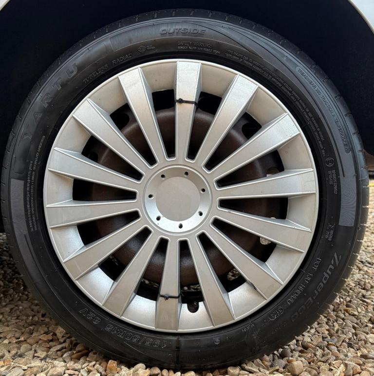 2008 Ford Fiesta 1.25 Style 5dr HATCHBACK Petrol Manual