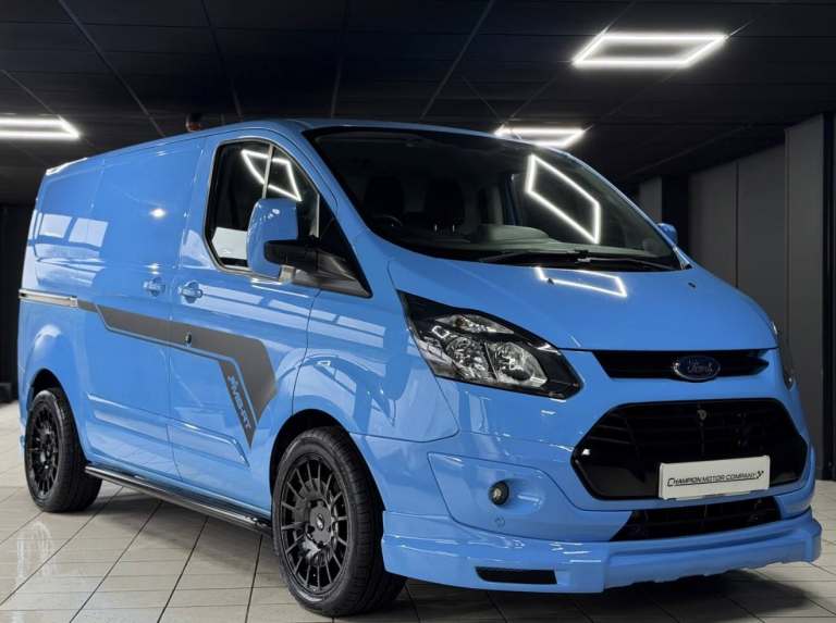 2017 Ford Transit Custom 2.0 TDCi 105ps Low Roof Van PANEL VAN DIESEL Manual