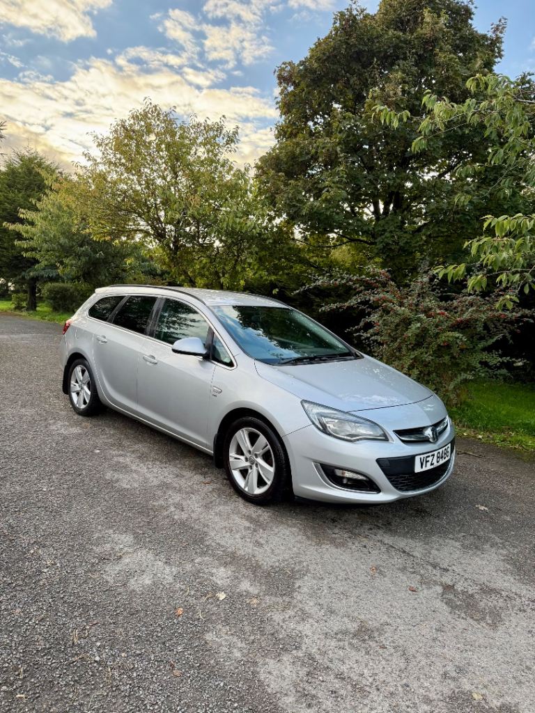 Vauxhall, ASTRA, Estate, 2015, Manual, 1598 (cc), 5 doors