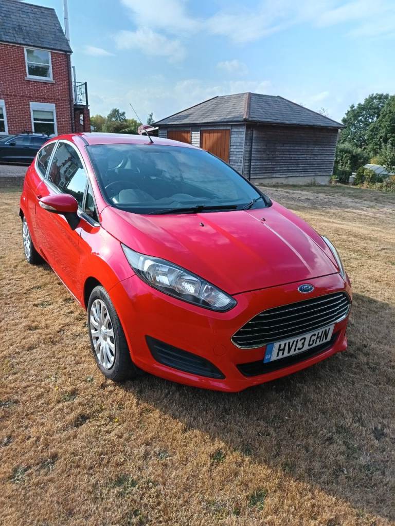 Ford, Fiesta, 1.25 style. Hatchback, 2013, Manual, 1241 (cc), 3 doors