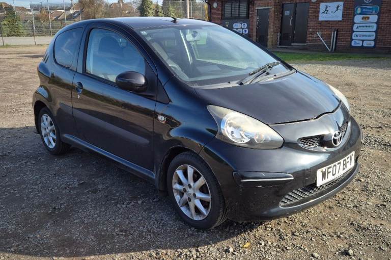 2007 07 toyota aygo 1.0 automatic 99k long mot 2 keys fsh Hpi clear ulez free!!