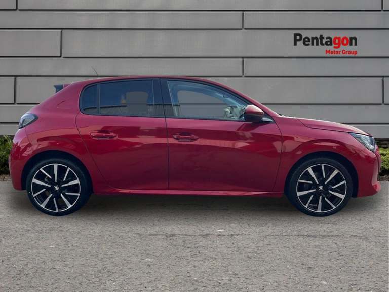  Peugeot 208 1.2 Puretech Allure Premium Hatchback 5dr Petrol Manual Euro 6 s/s