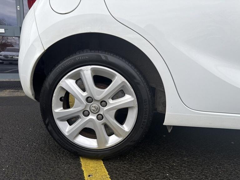 2016 Vauxhall Viva 1.0 SE 5dr [A/C] HATCHBACK PETROL Manual