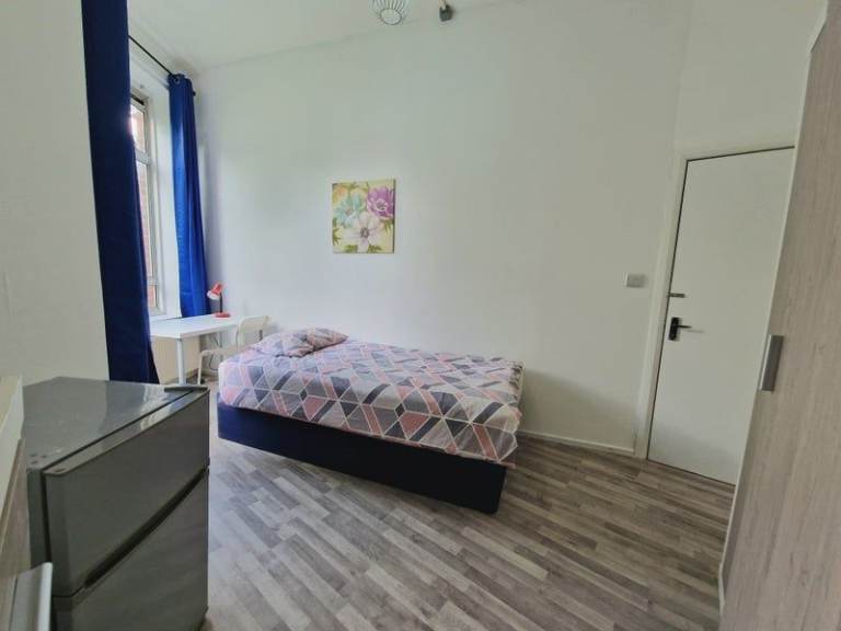 🏠 Cozy Room in Willesden Green Flat | 1 Room Available | Near Willesden Green Station ❤️