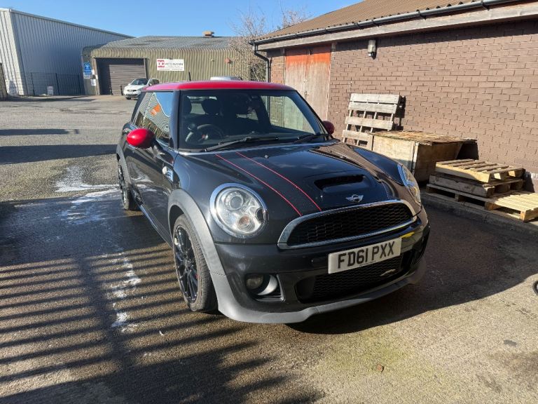 MINI John Cooper Works JCW R56 2011 Black Petrol Manual NEW CLUTCH NEEDED