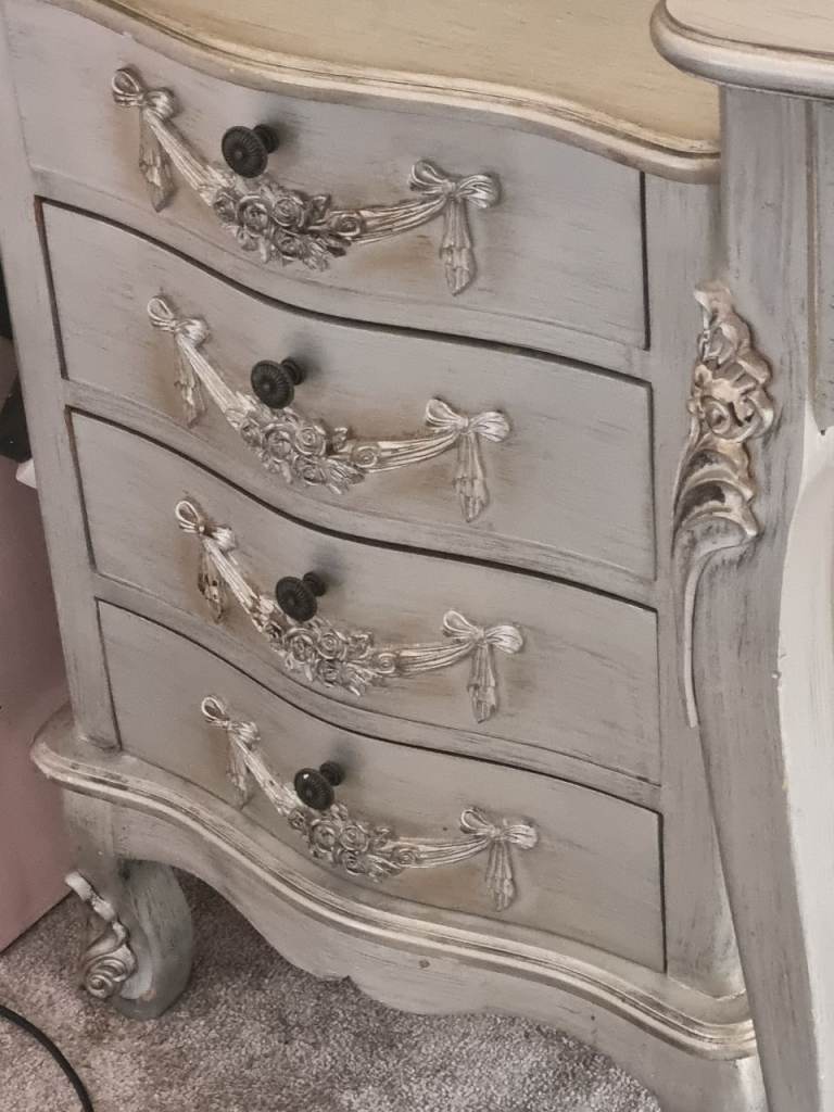 Set of 3 grey toulouse drawers/bedside tables and dressing table and mirror 