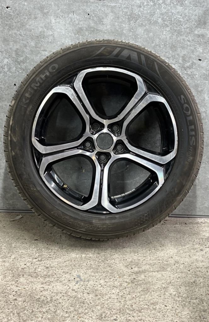 NEW SHAPE MG ZS ALLOY WHEEL P/N 11418410 7J X 17 ET38