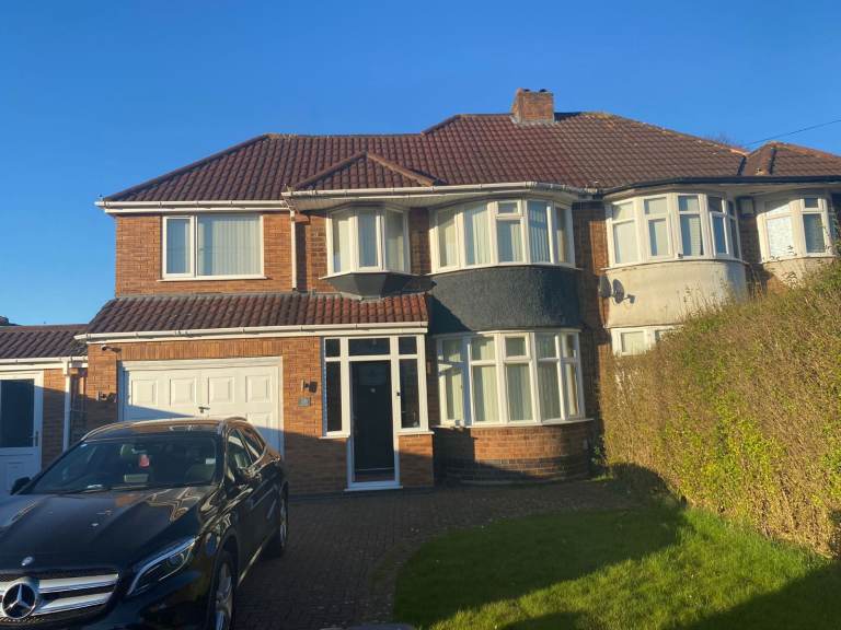 Supported Shared Accommodation for Individuals Experiencing Homelessness or Receiving Benefits