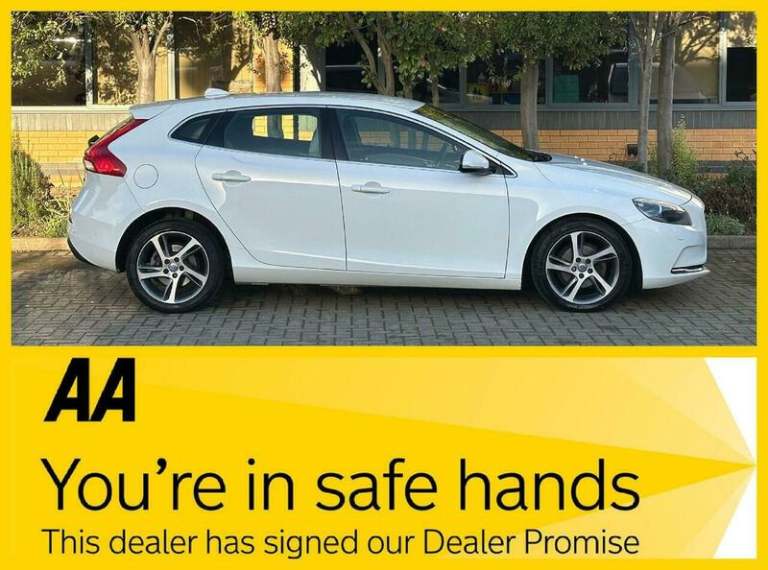 2015 Volvo V40 1.6 D2 SE Lux Euro 5 (s/s) 5dr HATCHBACK Diesel Manual