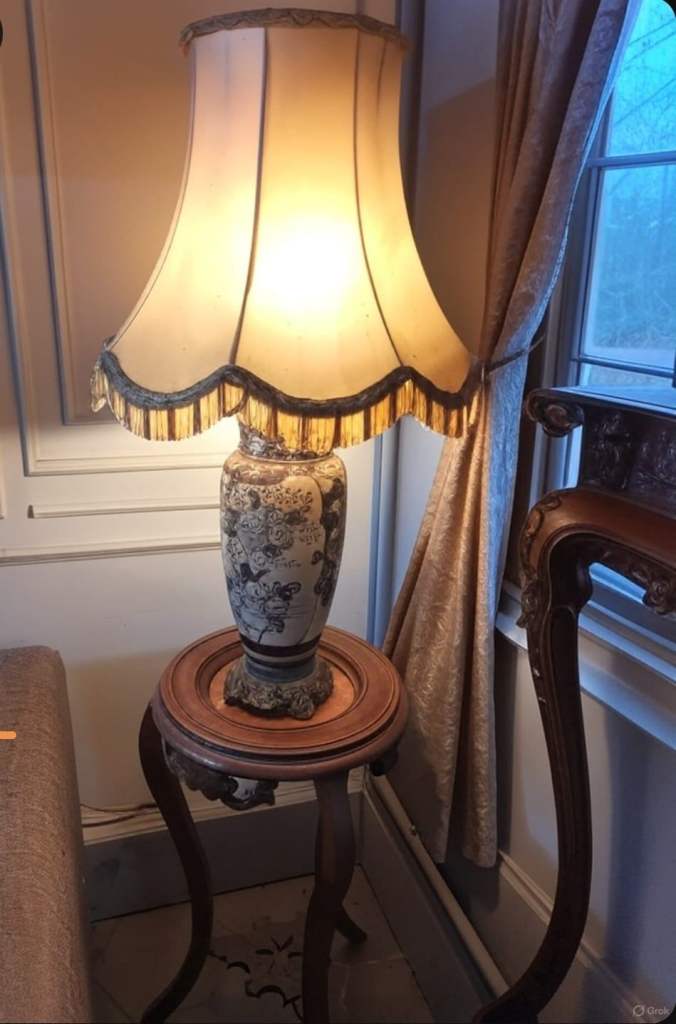 🌟 Stunning Large Oriental Revival / Victorian Table Lamp