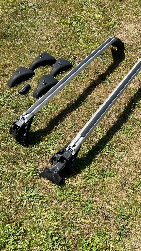 Ford mondeo mk4 roof bars 